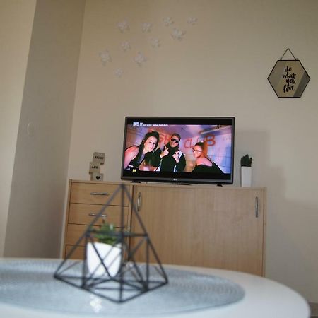 Apartmani Popovic Пореч Екстериор снимка