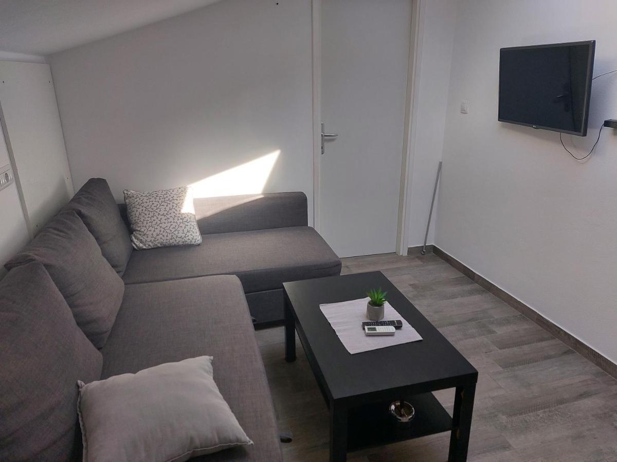 Apartmani Popovic Пореч Екстериор снимка