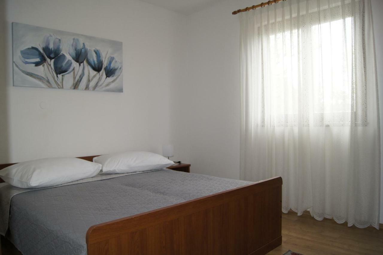 Apartmani Popovic Пореч Екстериор снимка