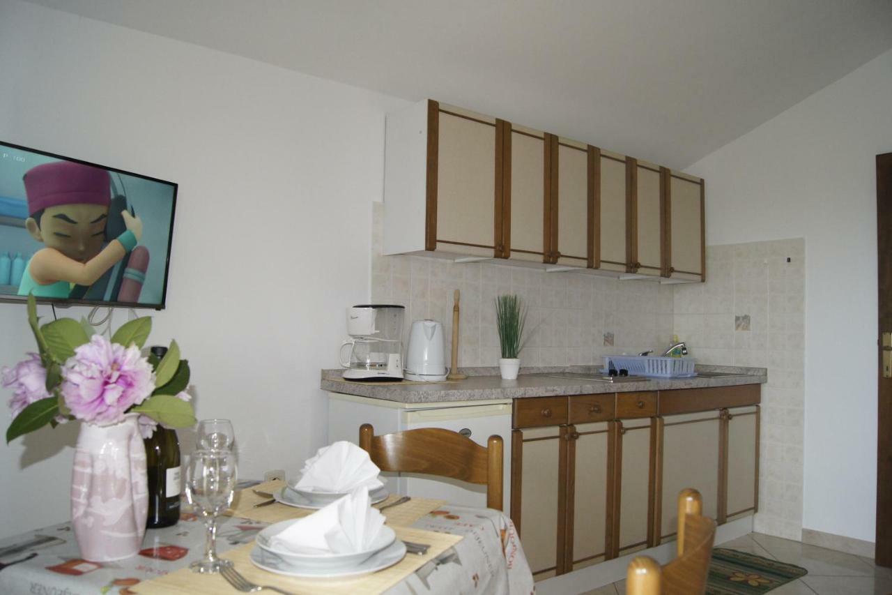 Apartmani Popovic Пореч Екстериор снимка
