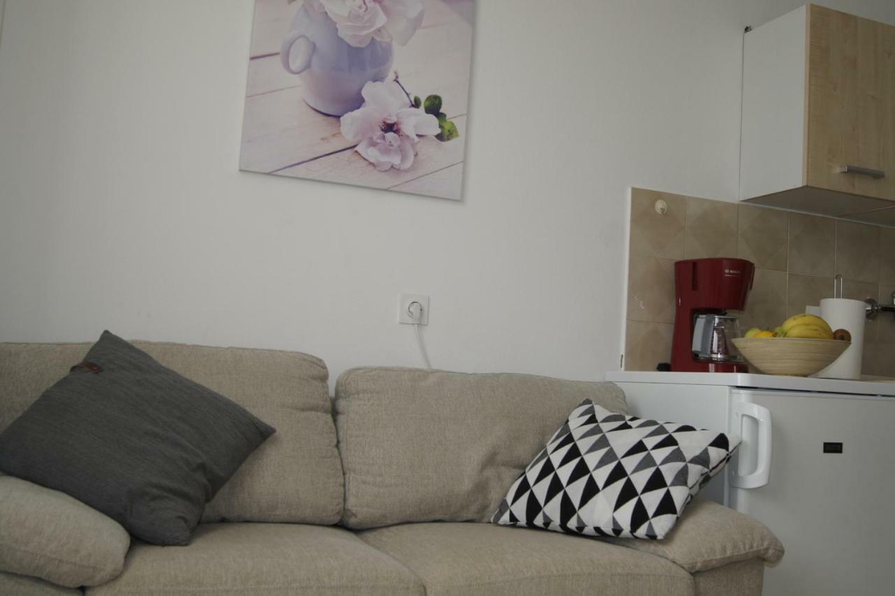 Apartmani Popovic Пореч Екстериор снимка